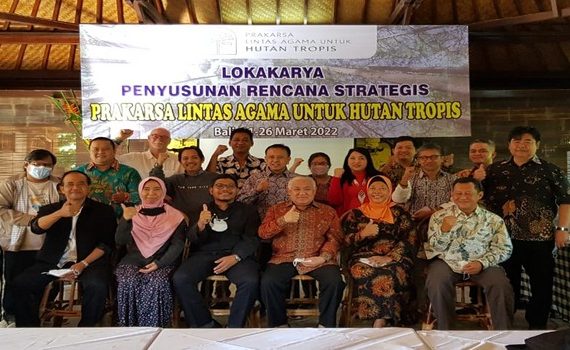Kolaborasi Gereja Selamatkan Hutan Tropis Indonesia