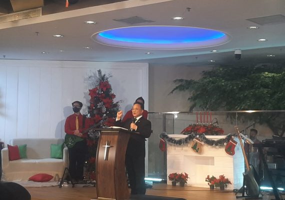 Sukacita Natal bagi Jemaat GSPDI House of Filadelfia